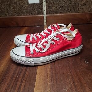 Converse All Star Chuck Taylor Red Low Top Lace Up Sneakers W8 M6